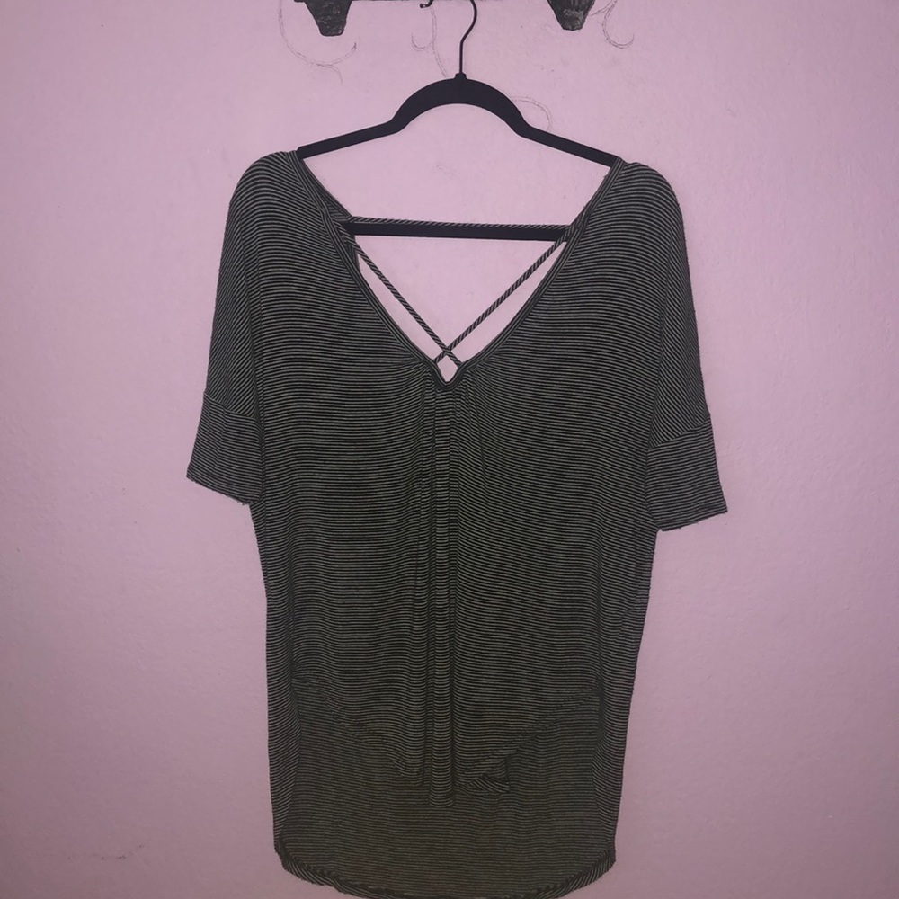 Striped high-low top